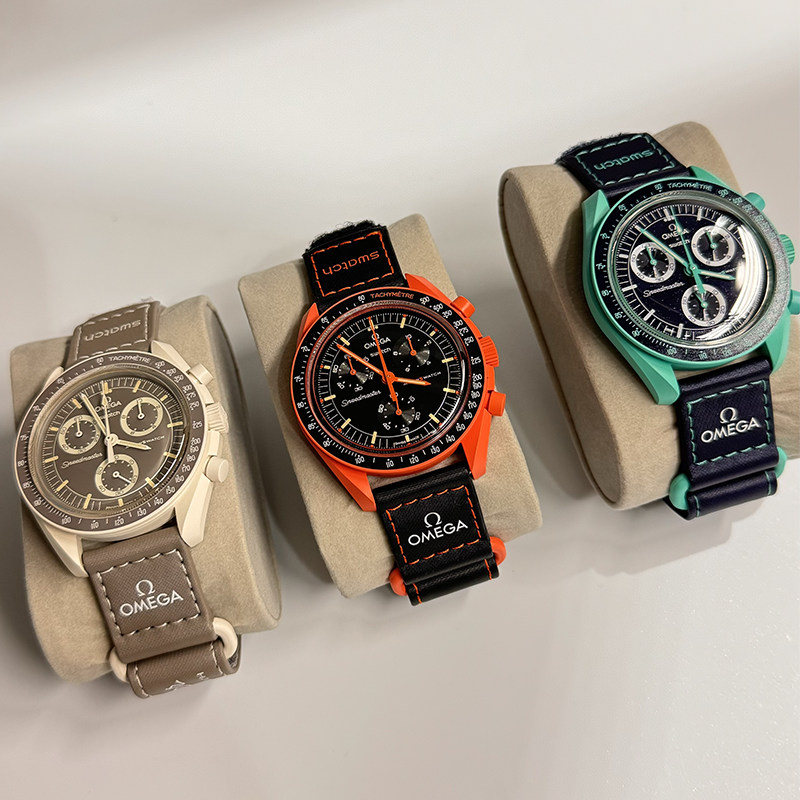 Bioceramic Moonswatch Mission On Earth Polar Lights Omega x Swatch