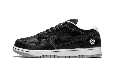 SB Dunk Low BE@RBRICK Medicom Toy