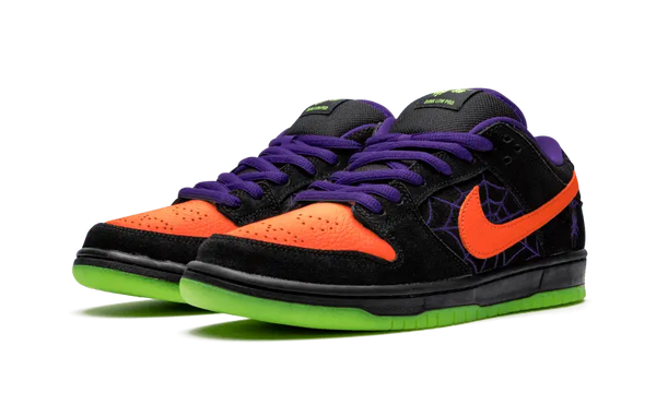 Nike SB Dunk Low “Night of Mischief” - BQ6817 006