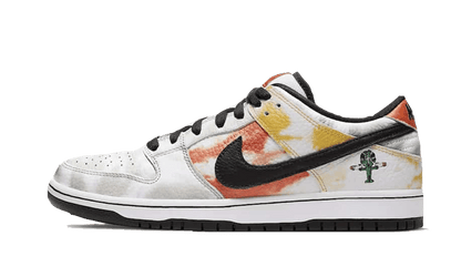 Nike SB Dunk Low Raygun Away - BQ6832-101