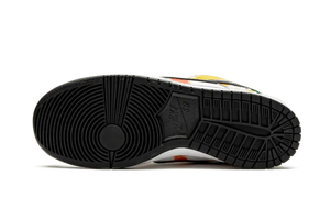 Nike SB Dunk Low Raygun Away - BQ6832-101