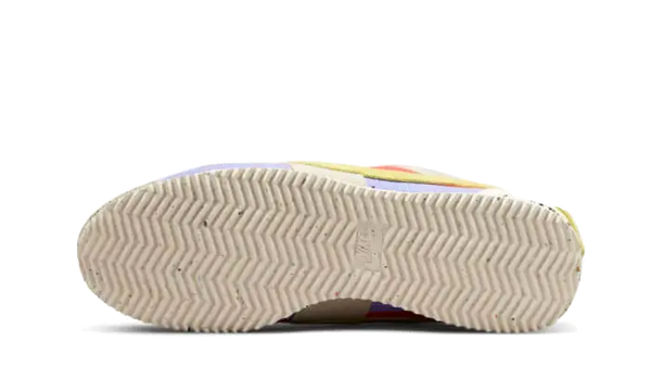 Nike Cortez Union Limón Escarcha