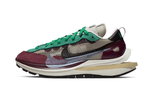 Nike Vaporwaffle Sacai Villain Red Neptune Green - DD3035-200