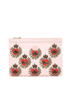 NECESSAIRE