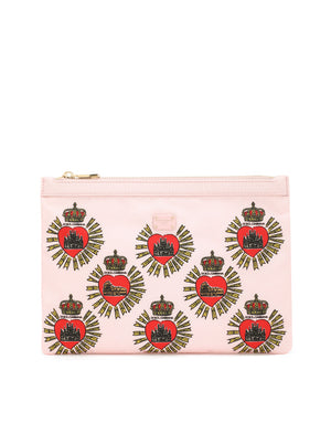 NECESSAIRE