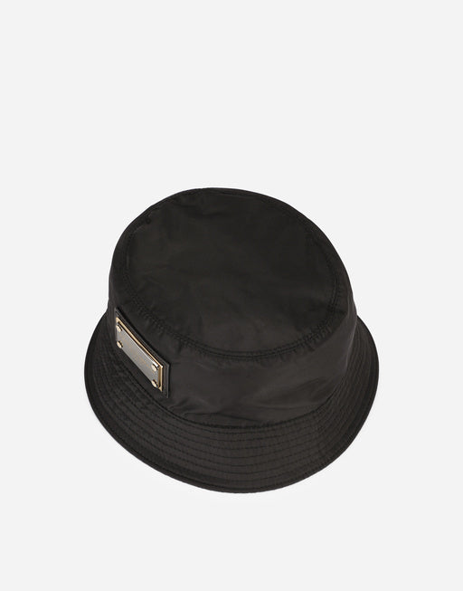 NYLON BUCKET HAT WITH BRANDED PLATE