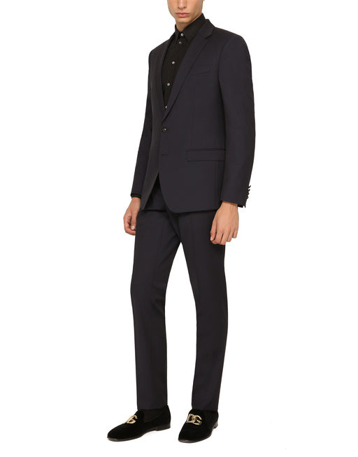 SUIT