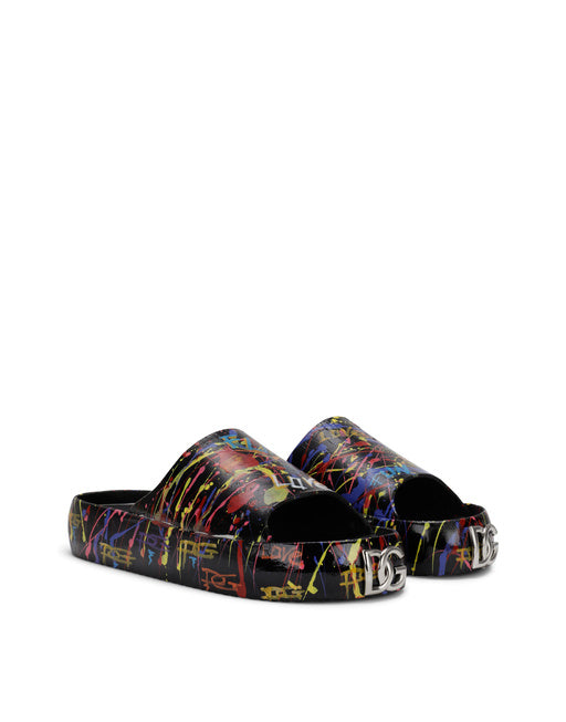 BEACHWEAR SLIDERS WITH COLOR SPLASH PRINT