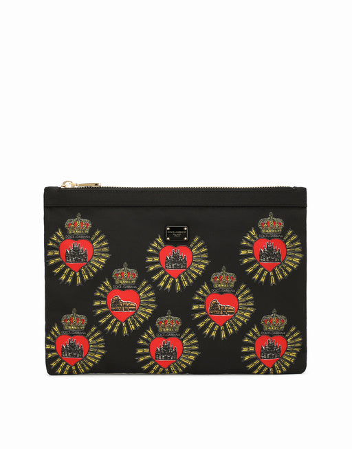 NECESSAIRE