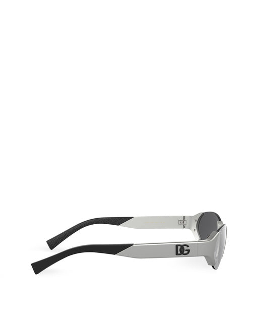 SPORTY SUNGLASSES