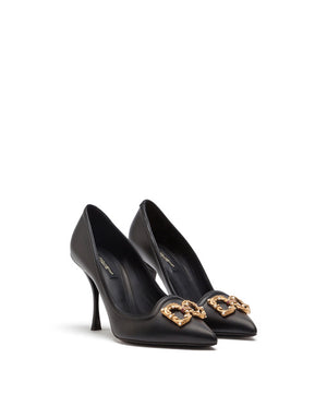CALFSKIN PUMPS WITH DG AMORE LOGO