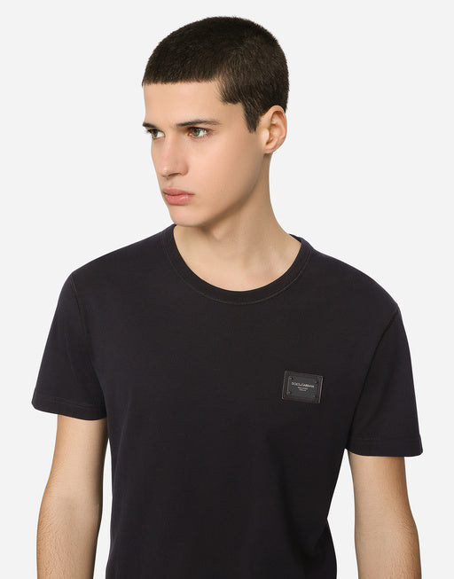 COTTON V-NECK T-SHIRT WITH BRANDED PLATE
