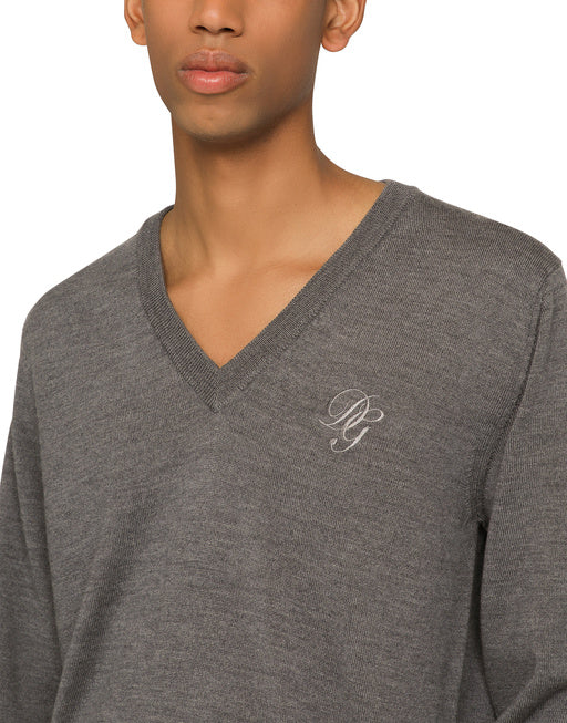 ROUND NECK KNIT