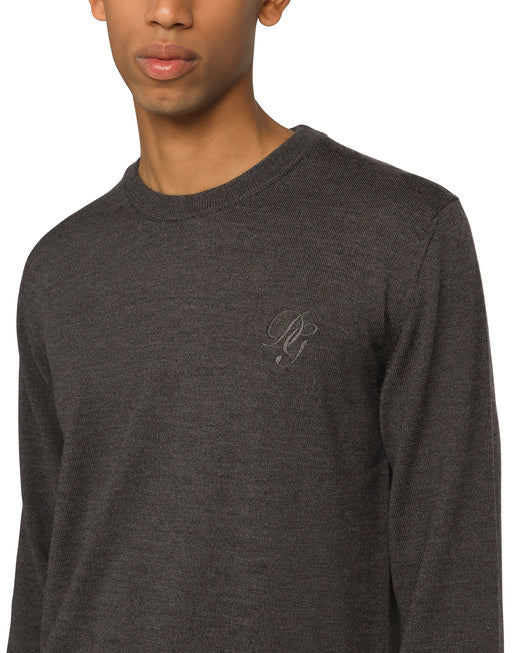 ROUND NECK KNIT