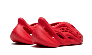 Adidas Yeezy Foam RNNR Vermillion - GW3355