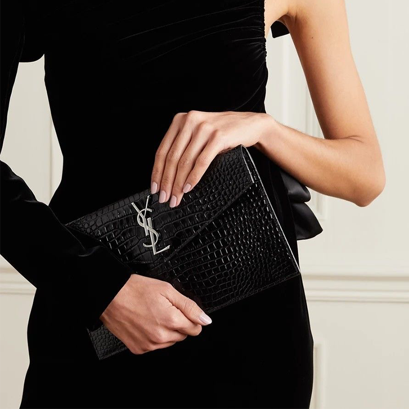 Pochette Uptown Shiny Embossed Crocodile Leather "Silver"